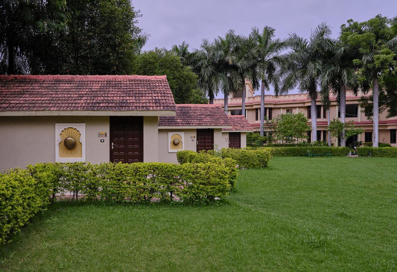 Juesta Rajputana Resort & Convention Centre, Udaipur Exterior foto