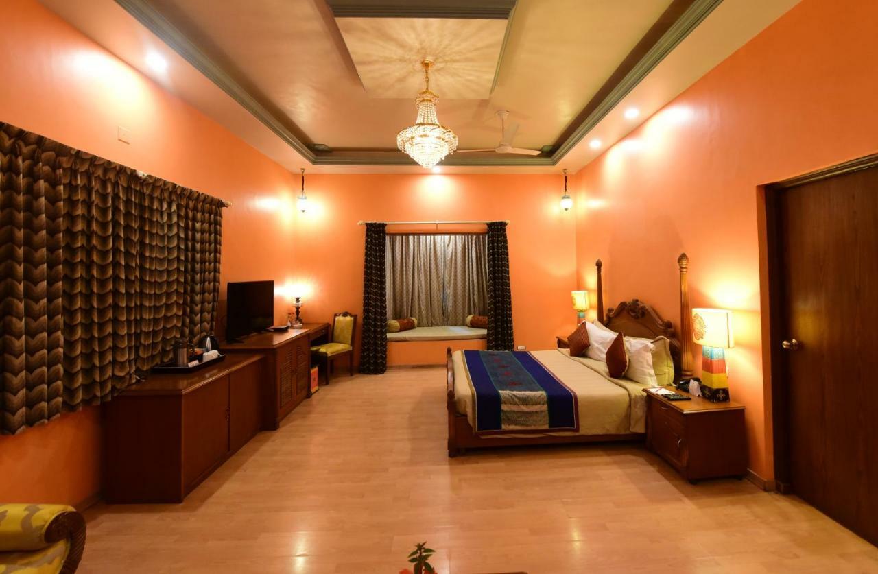 Juesta Rajputana Resort & Convention Centre, Udaipur Exterior foto